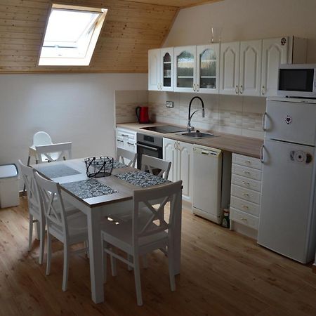 Horsky Apartman Pod Zelenou Strechou Bartosovice v Orlickych Horach Luaran gambar